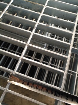 钢格栅板青海海南马道平台热镀锌钢格栅板马道定制钢格栅板