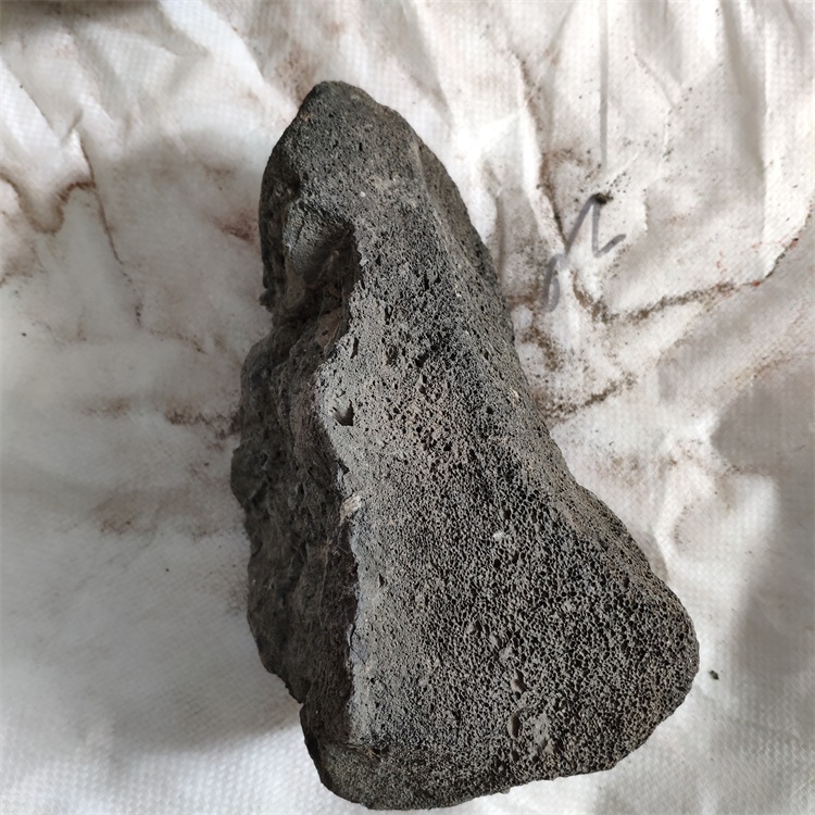 北京超大塊火山石黑色火山石生產(chǎn)廠(chǎng)家
