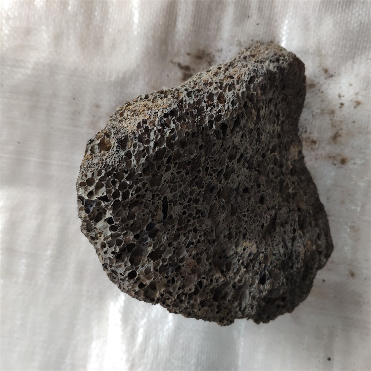 寶坻水族濾料火山石多孔火山石生產(chǎn)價格