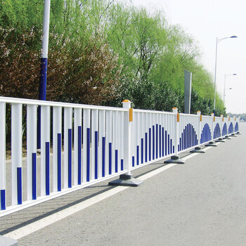 道路市政護(hù)欄-護(hù)欄網(wǎng)-體育場-運動場-籃球場圍網(wǎng)價格-鐵絲圍欄網(wǎng)