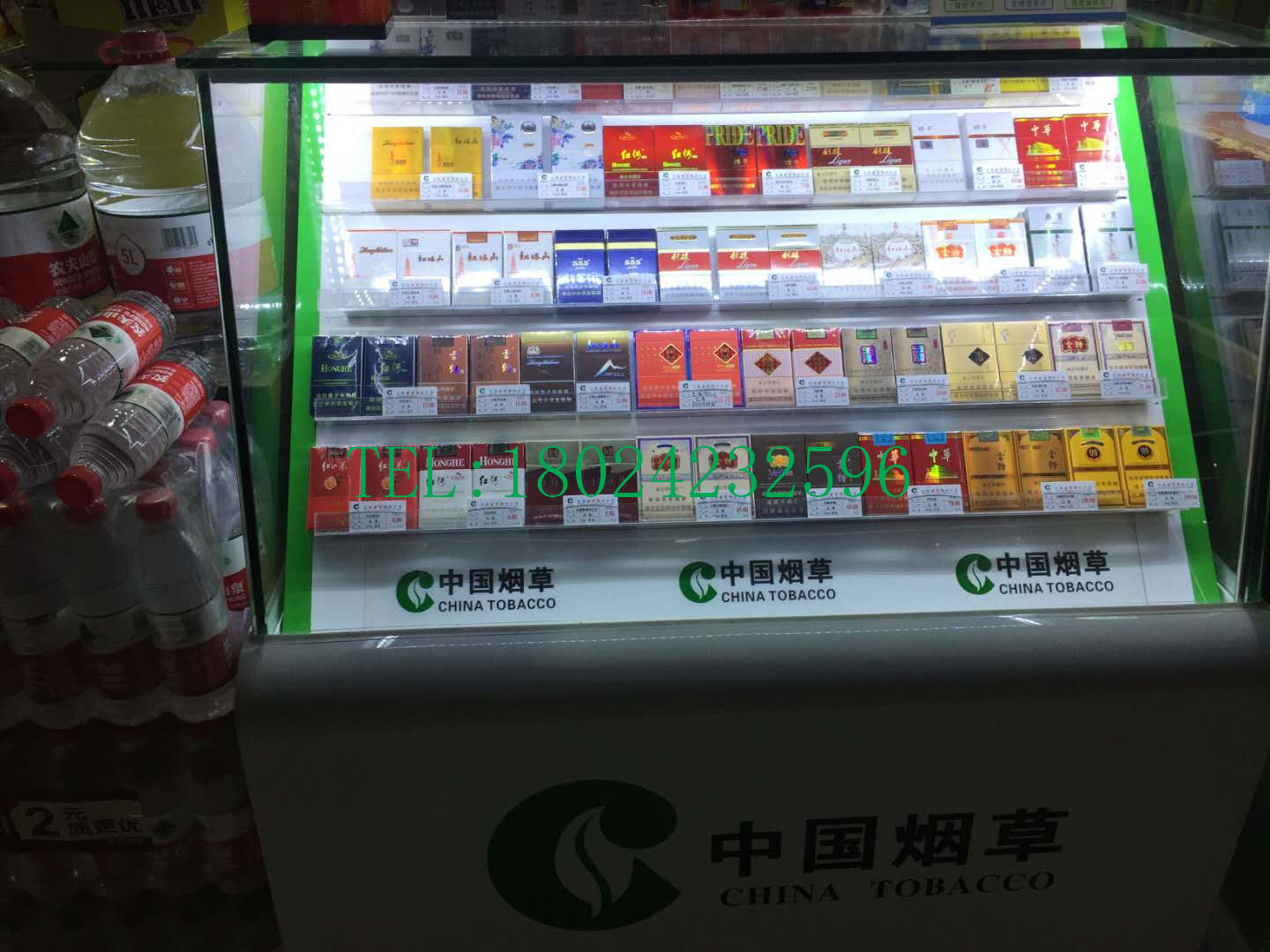 重庆开县商场专卖店小卖部定做柜效果图