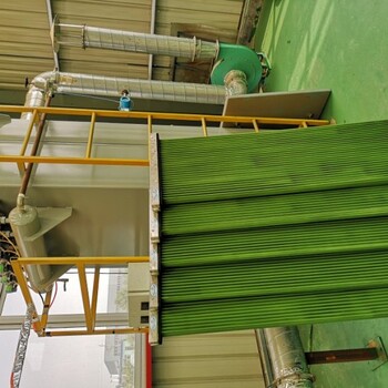 供应绿色覆膜防静电低排放除尘器塑烧板烧结滤芯
