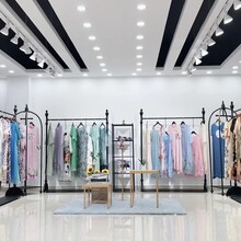 深圳设计师品牌晒谷场高端真丝连衣裙当季新款品牌女装尾货走份批发