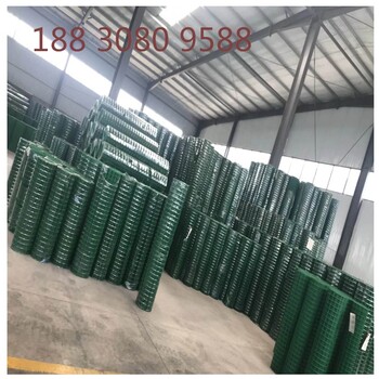 荷蘭網(wǎng)pvc涂塑-燕尾柱-圍欄網(wǎng)-山地圍網(wǎng)-防護電焊網(wǎng)