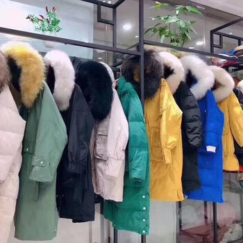 一线雪罗拉西树影黛羽绒服品牌女装折扣实体店、直播拿货走份批发