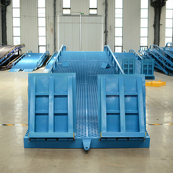 15吨登车桥发货装卸车平台品种繁多,装卸货平台