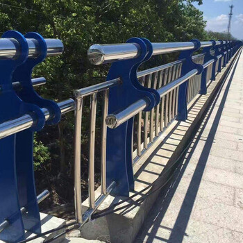 不锈钢复合管双金属复合管桥梁护栏防撞护栏人行道栏杆灯光
