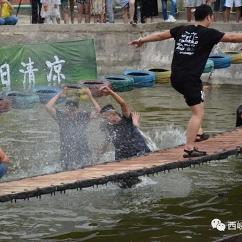 2019水上网红桥抖音摇摆桥定制