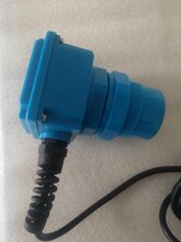 在线监测明渠流量计配套巴氏槽安装图片