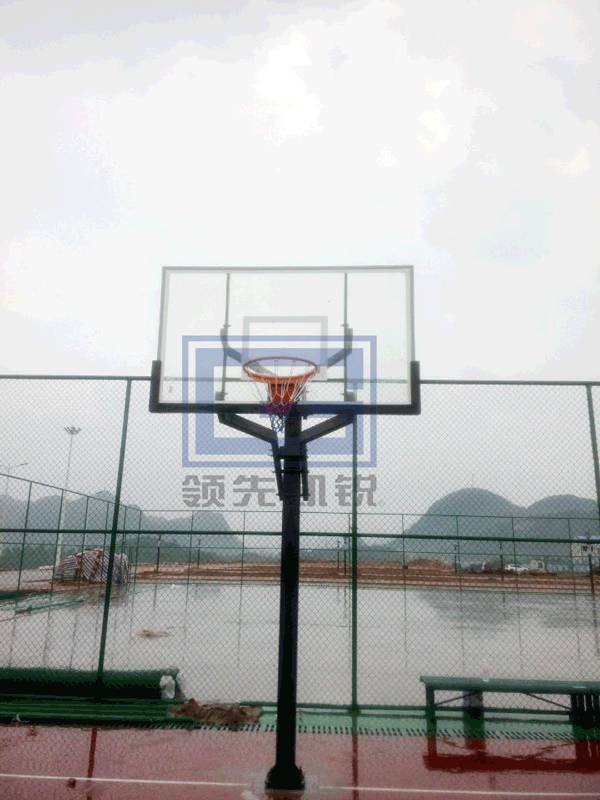 深圳投篮机价格篮球机自动投篮机投篮训练机篮球投篮机