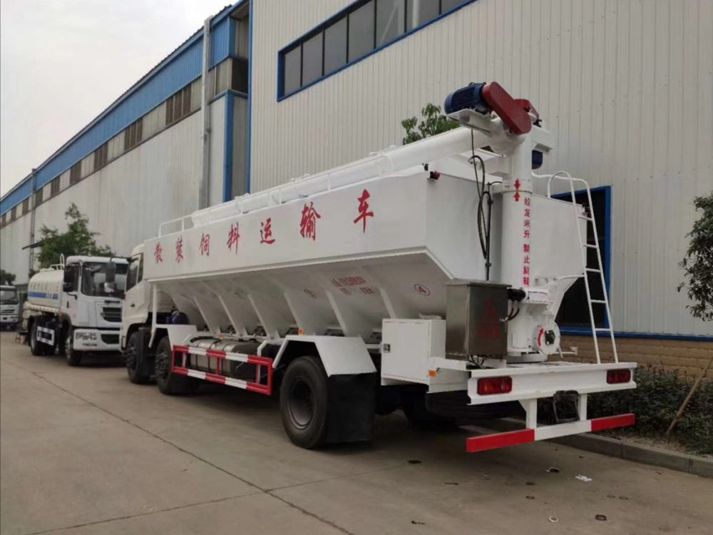新疆东风天锦大吨位15吨散装饲料车饲料散装罐车价格