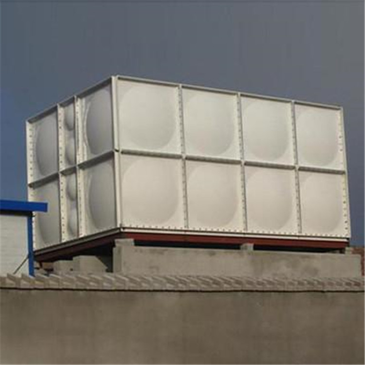 鹤岗冷却塔规格型号参数2吨的不锈钢水箱价格卓泰玻璃钢