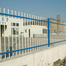 1.8米高两横杆围墙护栏锌钢护栏小区防护栏郑州栏杆