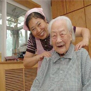 上海养老护理居家养老护工陪护费用是多少