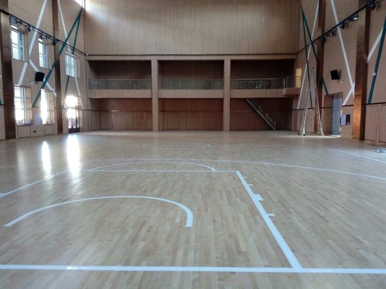 质优！长春吉奥各类场馆地板健身房瑜伽室活动类木地板完美体育(图2)