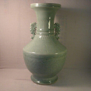 近期冬青釉雙耳尊快速拍賣(mài)價(jià)格