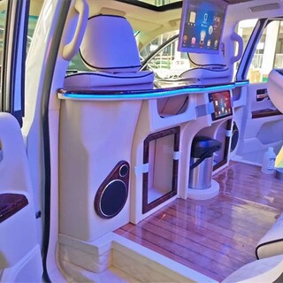 上海奔驰内饰一站式改装电动中门航空座椅实木地板图片2