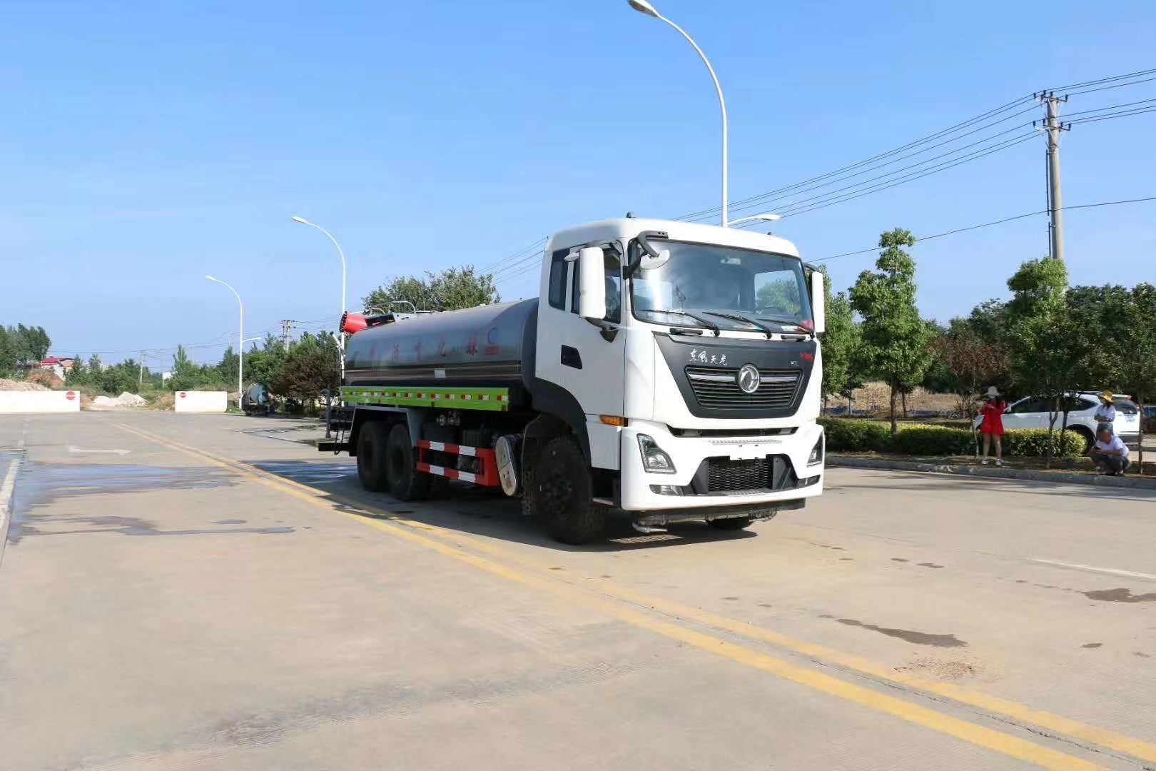福清市国六10吨洒水车液运输车