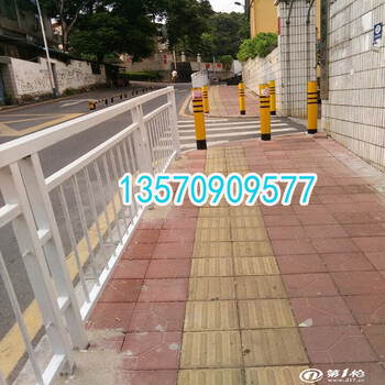 京式交通護欄城市新型護欄廠家黃頁_道路交通安全隔離護欄價格