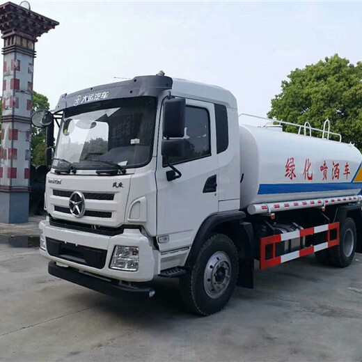 东风153后双桥洒水车