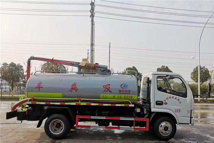 小型2立方三轮吸粪车