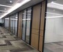 广州市海珠区店面装潢设计海珠店铺玻璃隔断,玻璃高隔断