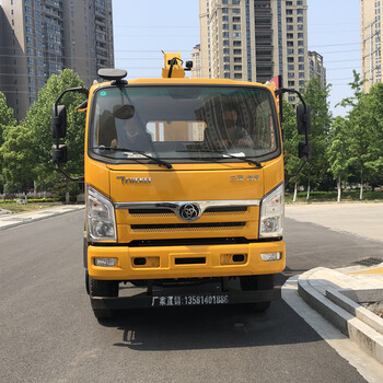 三環(huán)創(chuàng)客單橋160馬力上裝徐工6.3噸隨車吊_5.1米箱長整車工程黃
