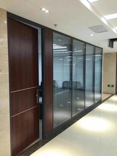 东莞生产销售办公室玻璃隔断