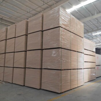 临沂瑞达出口E0级环保家具板科技木漂白包装板