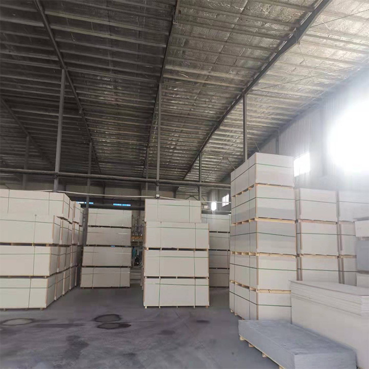 沧州新华区增强硅酸钙板厂家防水防潮硅酸钙板 