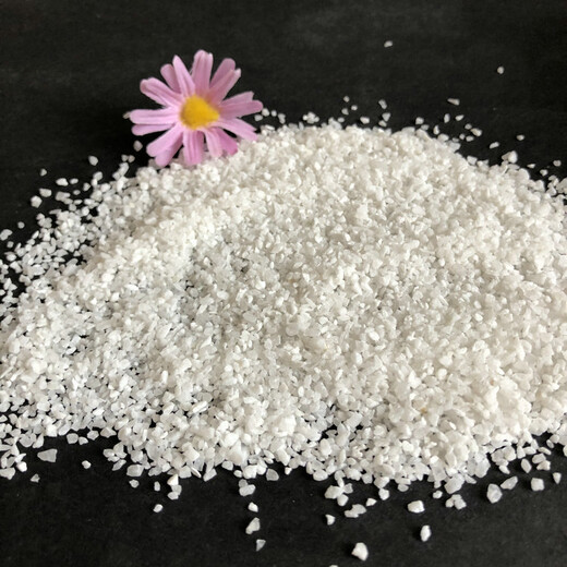 濟(jì)南精制純白石英砂濾料型號(hào)18-35目水處理石英砂廠家現(xiàn)貨