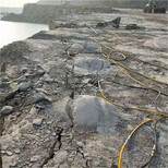 四川泸州采石场开采分裂岩石设备单位图片0