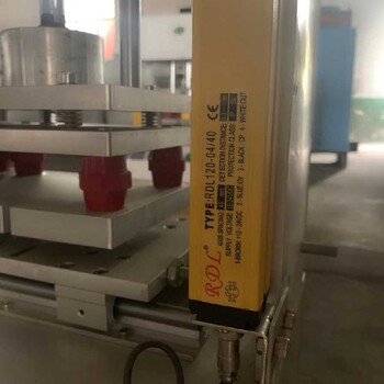自動點(diǎn)膠機(jī)回收-廢舊點(diǎn)膠機(jī)回收-上門回收-快速拆裝-價格公道合理