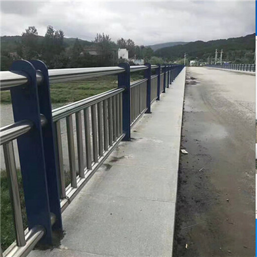 石景山橋梁防撞護欄廠家批發價格