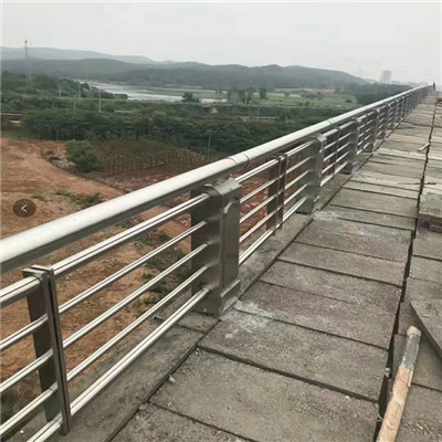龙岩桥梁防撞栏杆设计制造