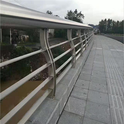 乌海桥梁防撞护栏规格