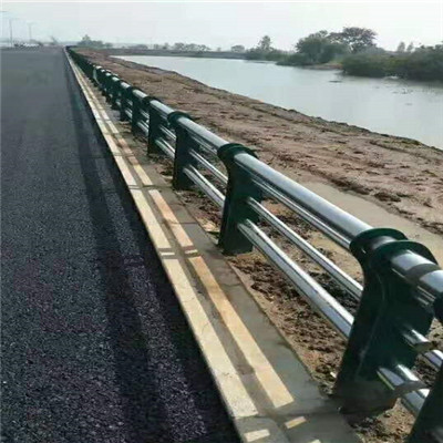 镇江桥梁防撞护栏设计制造