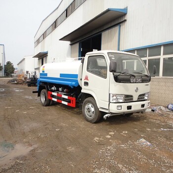 六米長灑水車價格
