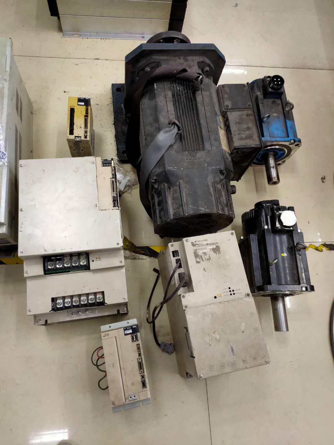 大连安川机器人示教器维修安川机器驱动器维修安川伺服电机维修