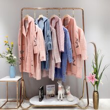 杭州四季青品牌女装尾货清仓处理品牌女装超低批发价的拿货渠道图片