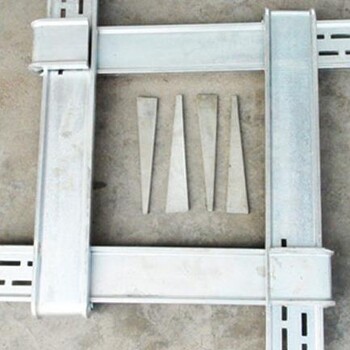 方柱扣新型方柱加固件可调方柱模板加固件方柱模板紧固器建筑模板紧固件