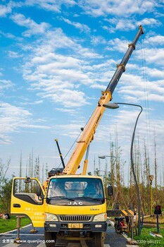 普陀建德花园吊车出租电话-以信为本-挖土机出租叉车