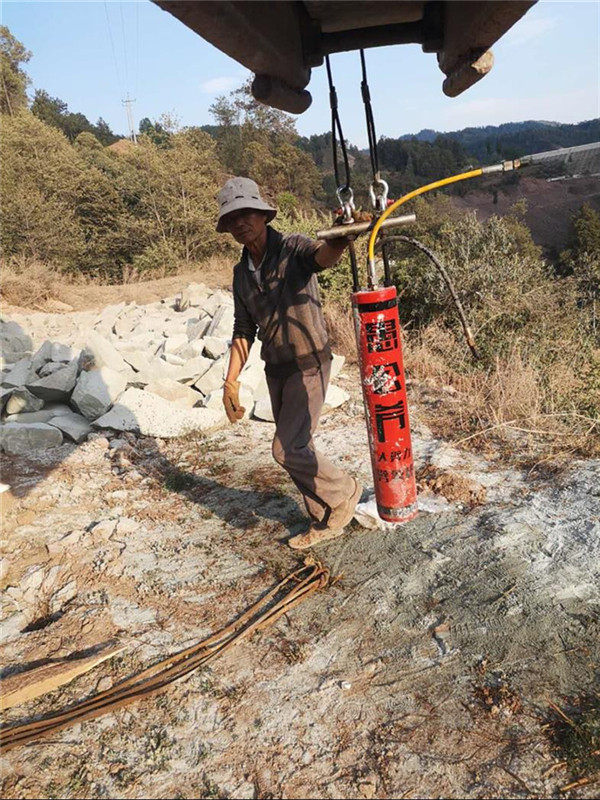 修高速免放炮破石头厂家电话扬州