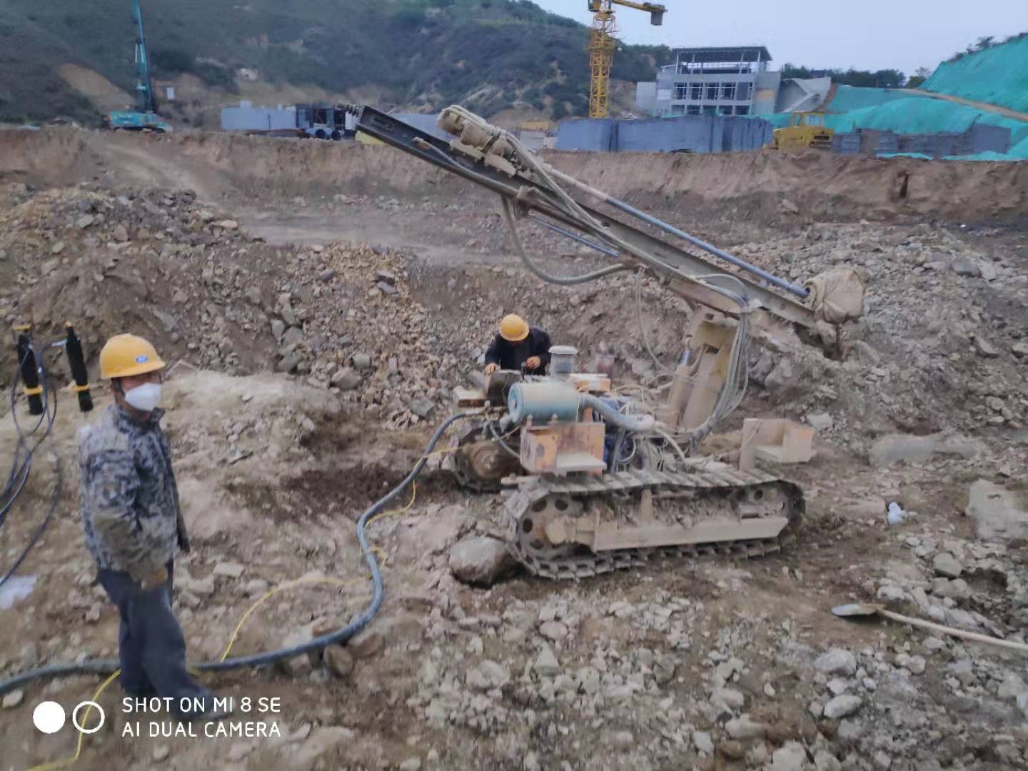 免放炮挖石头怎么破开林芝地区