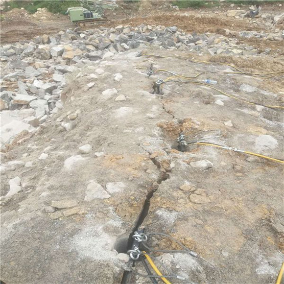 金正大：马路槽磷矿建设正在为井巷工程开工做 “四通一平”施工和申办相关许可