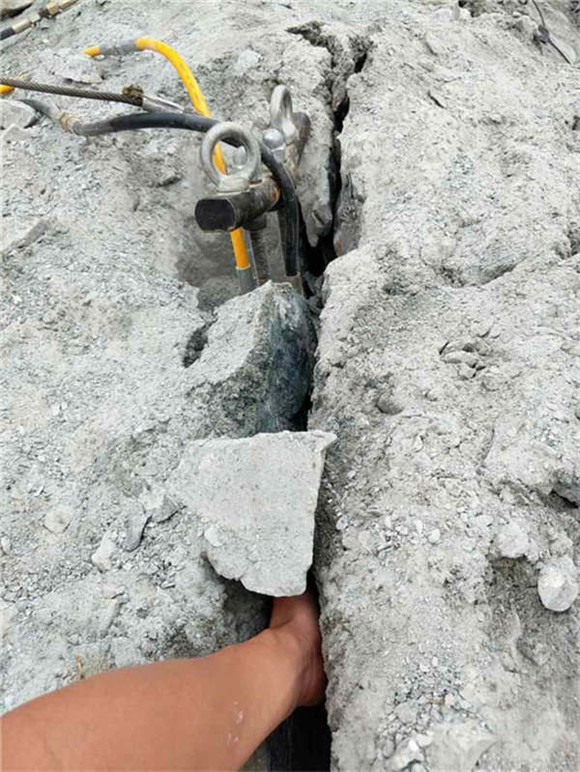 三明液壓巖石劈裂器廠家
