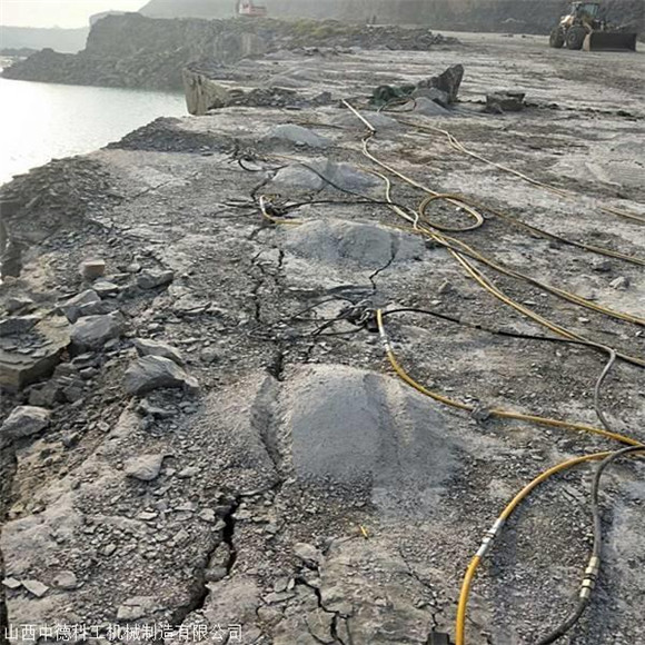 赤峰撑石机破石机厂家地址