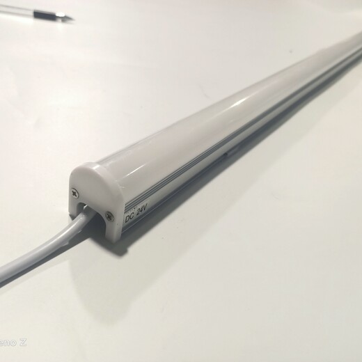 西安LED护栏管生产工艺流程