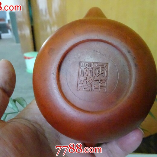 西藏私人收购瓷器古玩古董个人现金收购收购