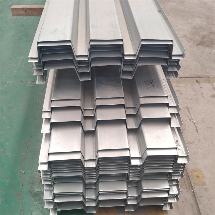 襄阳YX28-205-820型铝镁锰屋面板配送到厂